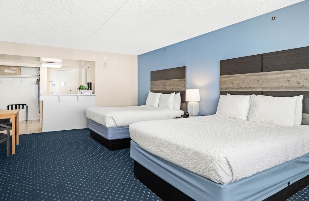 Standard Room, 2 Queen Beds (Non-Oceanfront) photo 3
