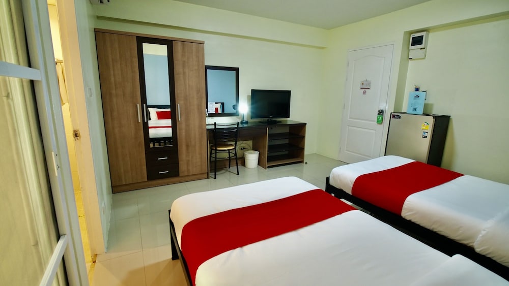 Premier Twin Room photo 3