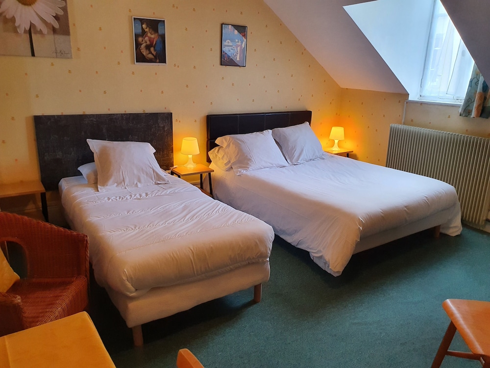 Standard Double Room, 1 Double Bed - Photo 22