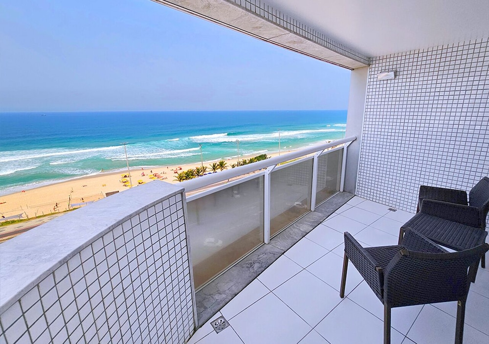 Deluxe Triple Room, Balcony, Sea Facing