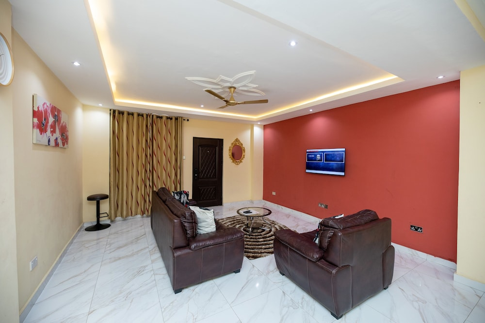 Executive Apartment, 3 Bedrooms, Courtyard View photo 2