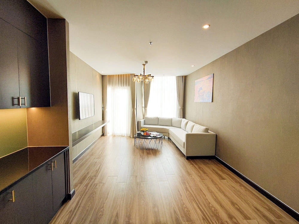 Elite Suite Room - Photo 1