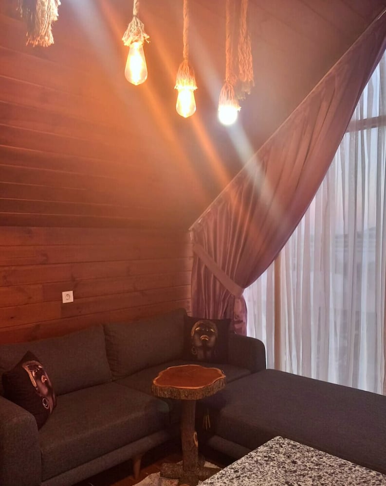 Deluxe Bungalow - Photo 2