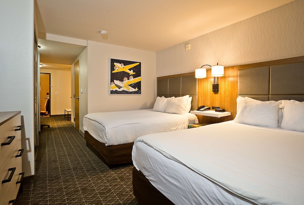 Room, 2 Queen Beds, Accessible (with Sofabed) photo 1