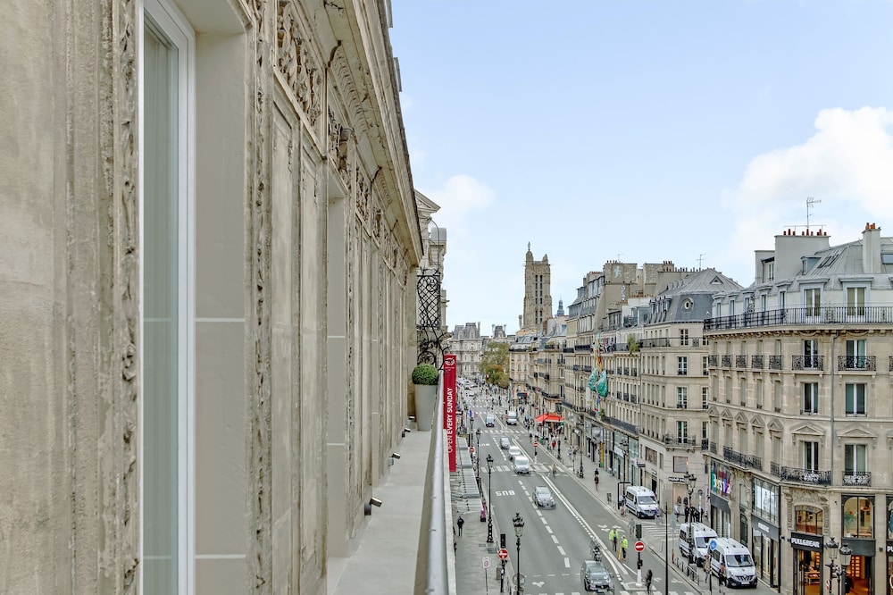 Rivoli II photo 2