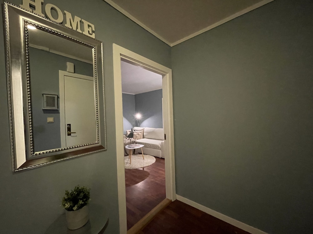 Apartment, 2 Bedrooms, Smoking, City View photo 2