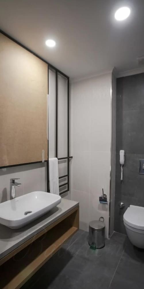 Economy Room photo 3