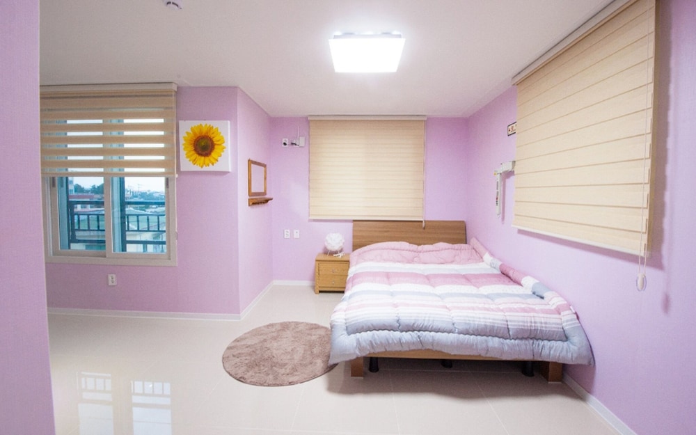 Room (Couple Room B)
