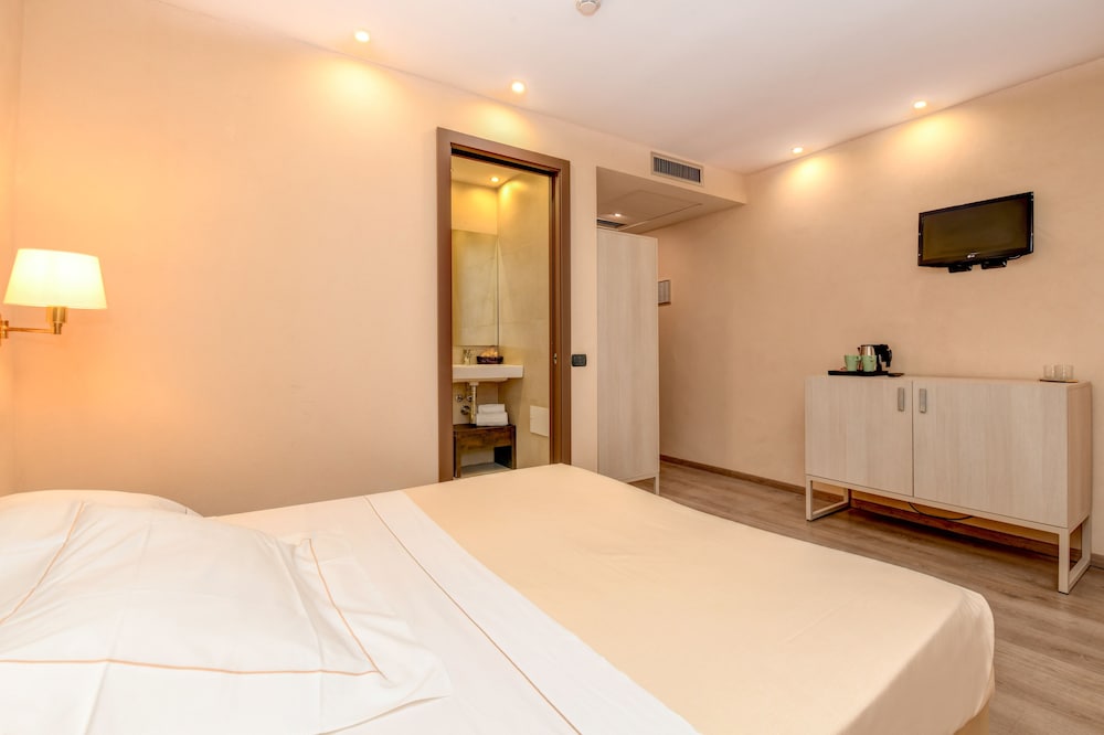 Classic Room - Photo 3