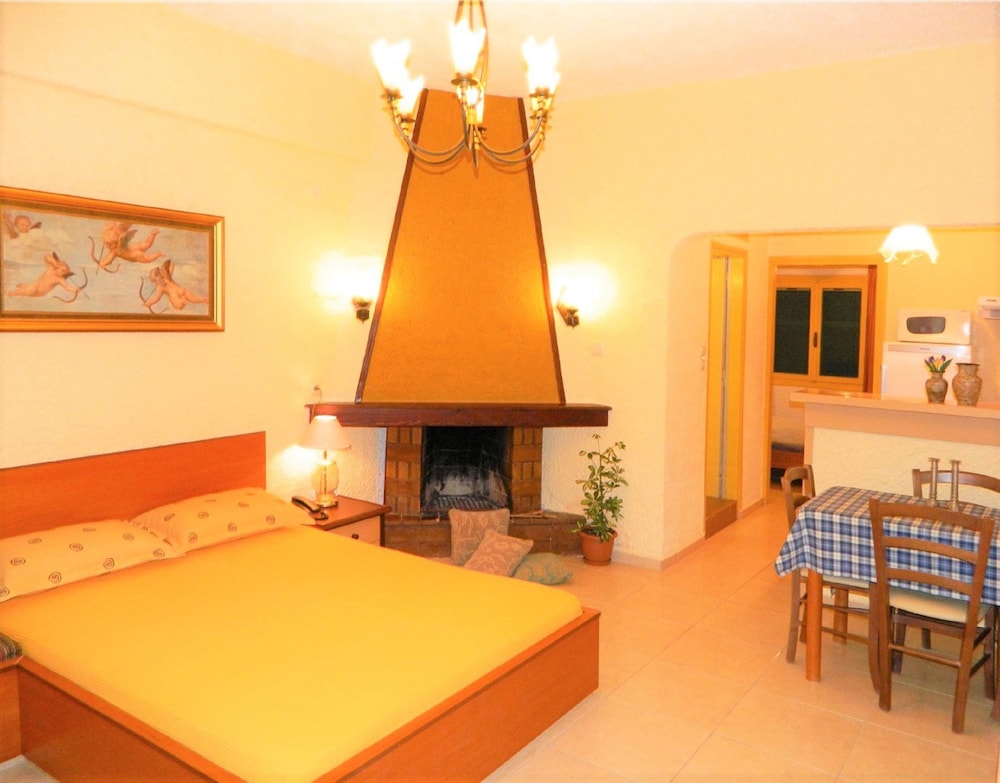 Apartment (Two-Room)