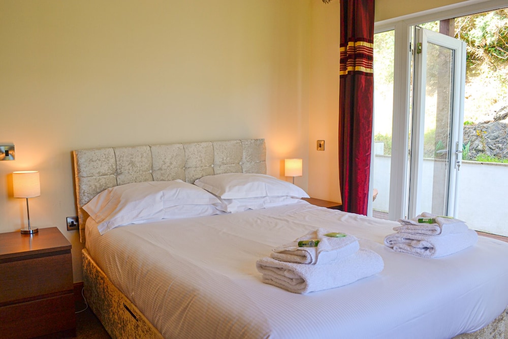 Deluxe Apartment, Accessible, Private Bathroom (16 And 19) photo 2