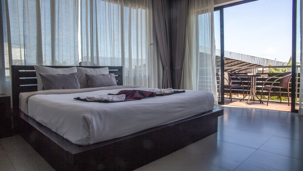 Deluxe Double Room, Balcony (Bathtub)