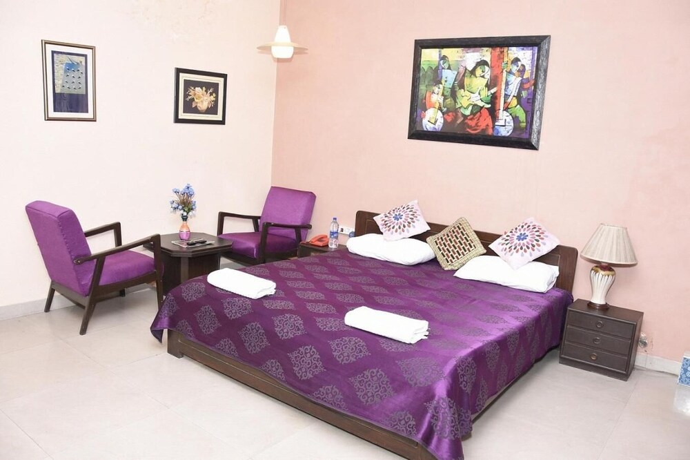 Basic Suite, 1 Double Bed, Non Smoking photo 1