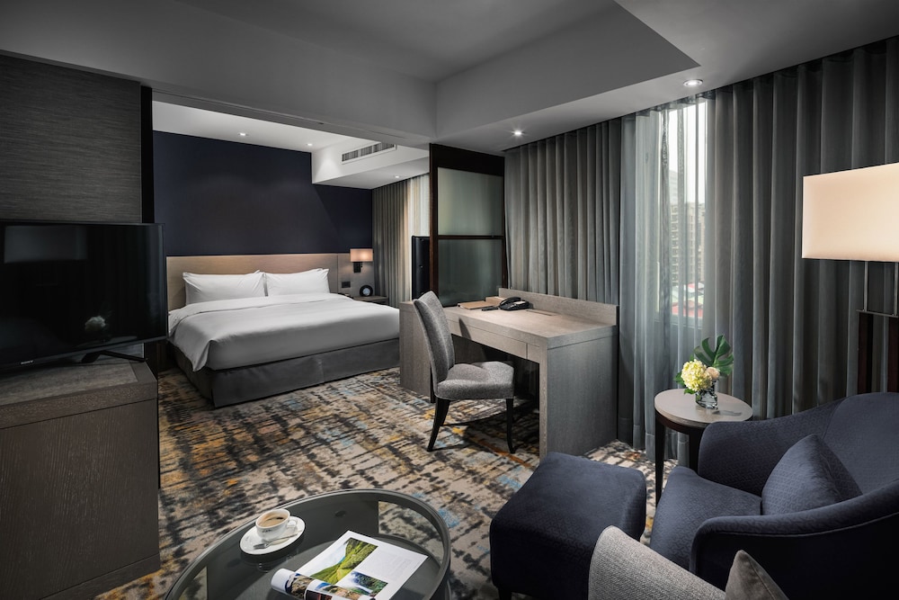 Suite, 1 Double Bed (VIP Suite ) photo 2