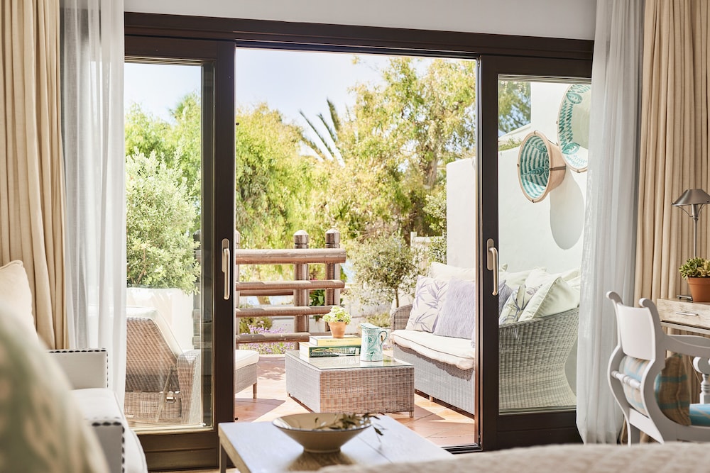 Deluxe Double Room, Terrace, Beachfront
