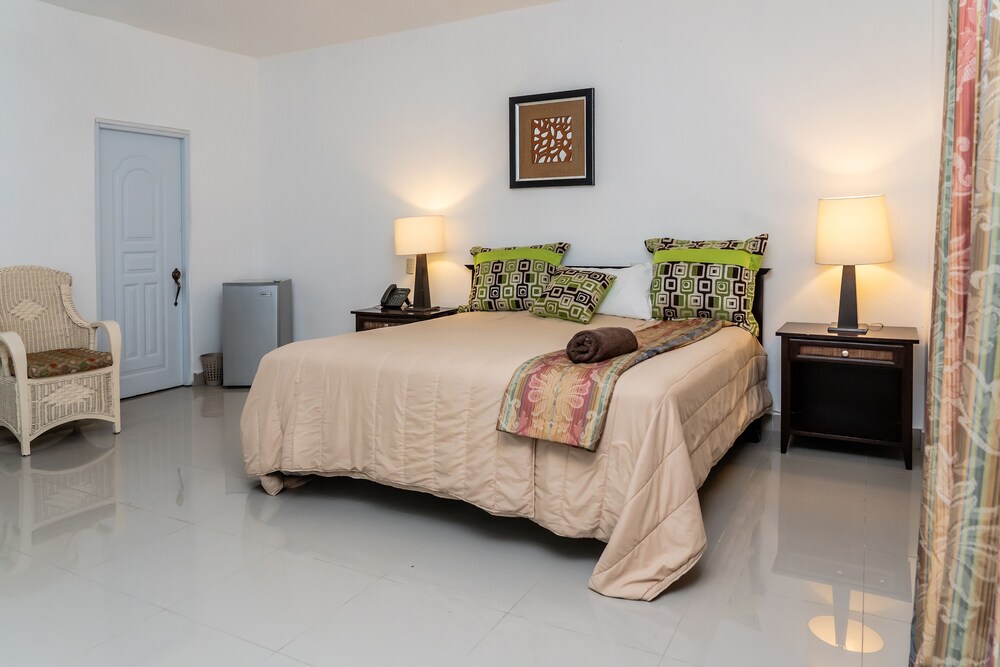 Business Quadruple Room