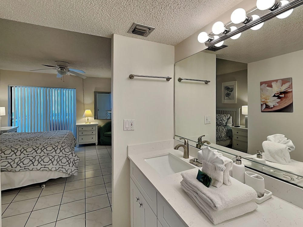 Condo (3 Bedrooms) photo 3