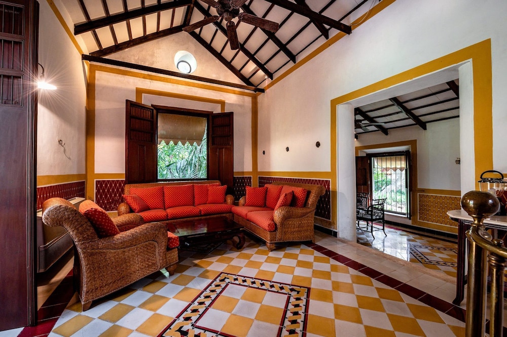 Premium Room - Photo 10