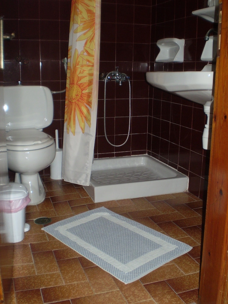 Standard Triple Room photo 3