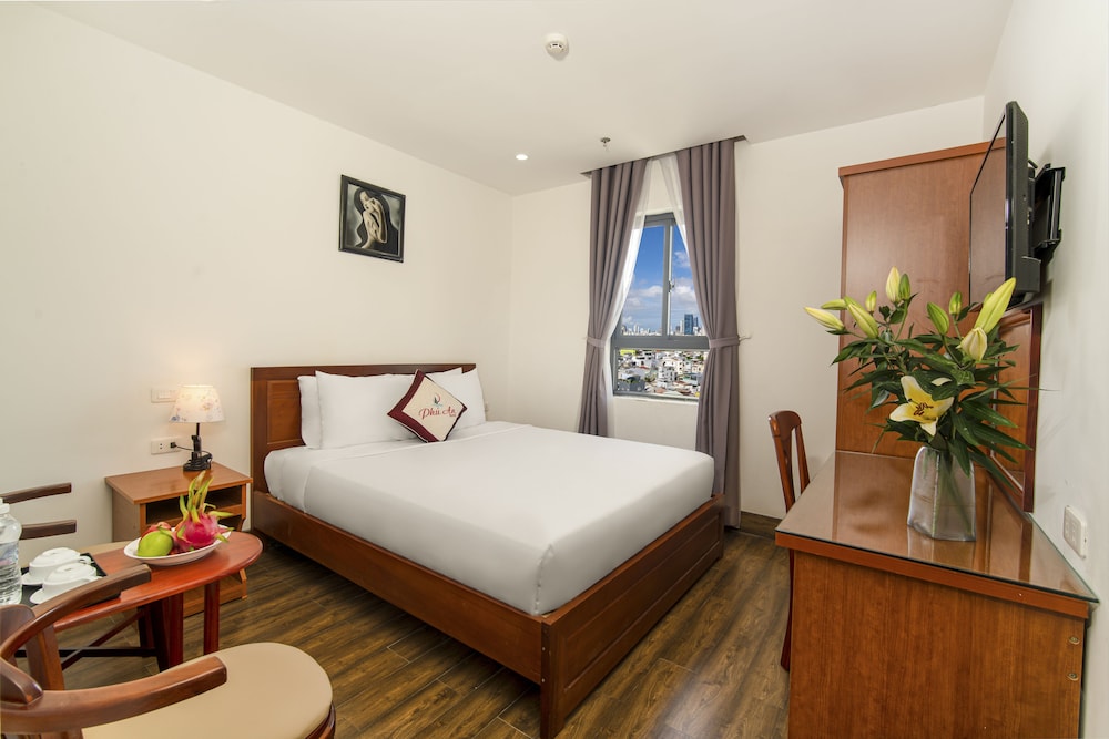 Panoramic Double or Twin Room, City View photo 3