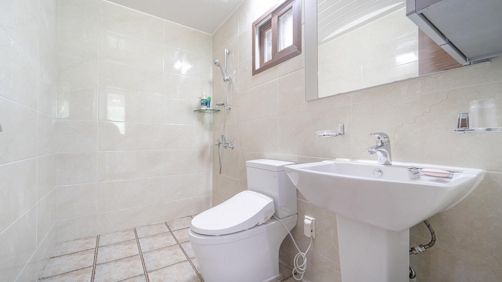 Basic Room, 1 Bedroom (1gadong 101) - Photo 8