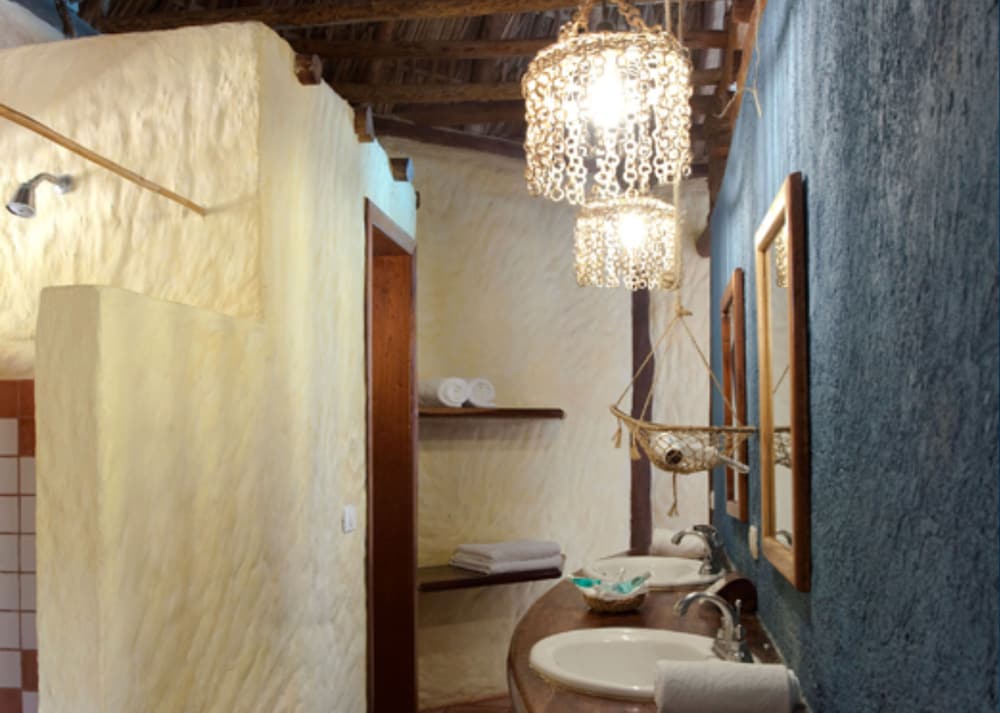 Bungalow, 2 Double Beds, Pool View - Photo 14