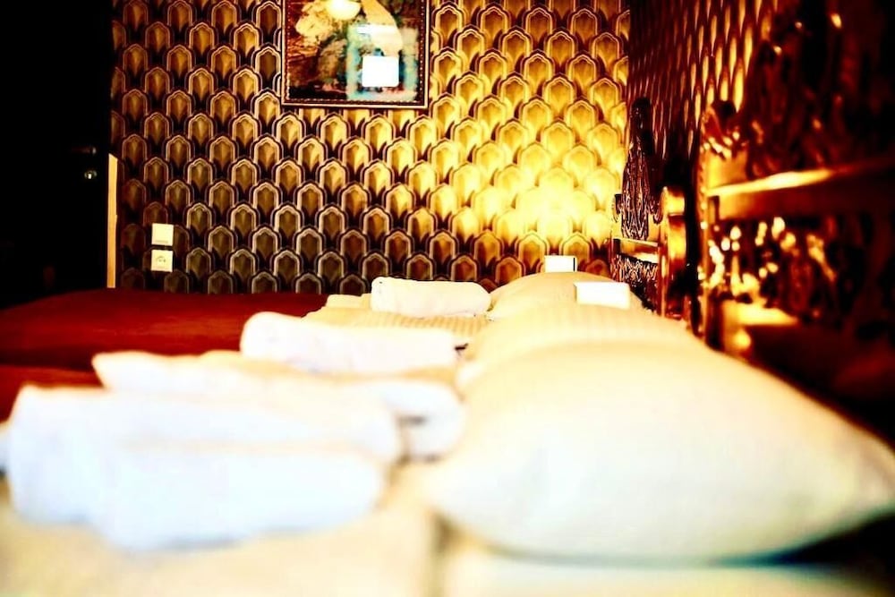 Family Quadruple Room, City View photo 2