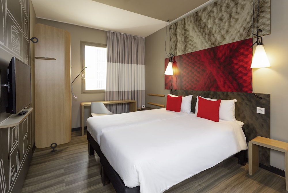 Standard Triple Room, 3 Twin Beds - Photo 2