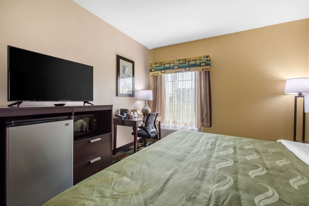 Standard Room, Non Smoking - Photo 2