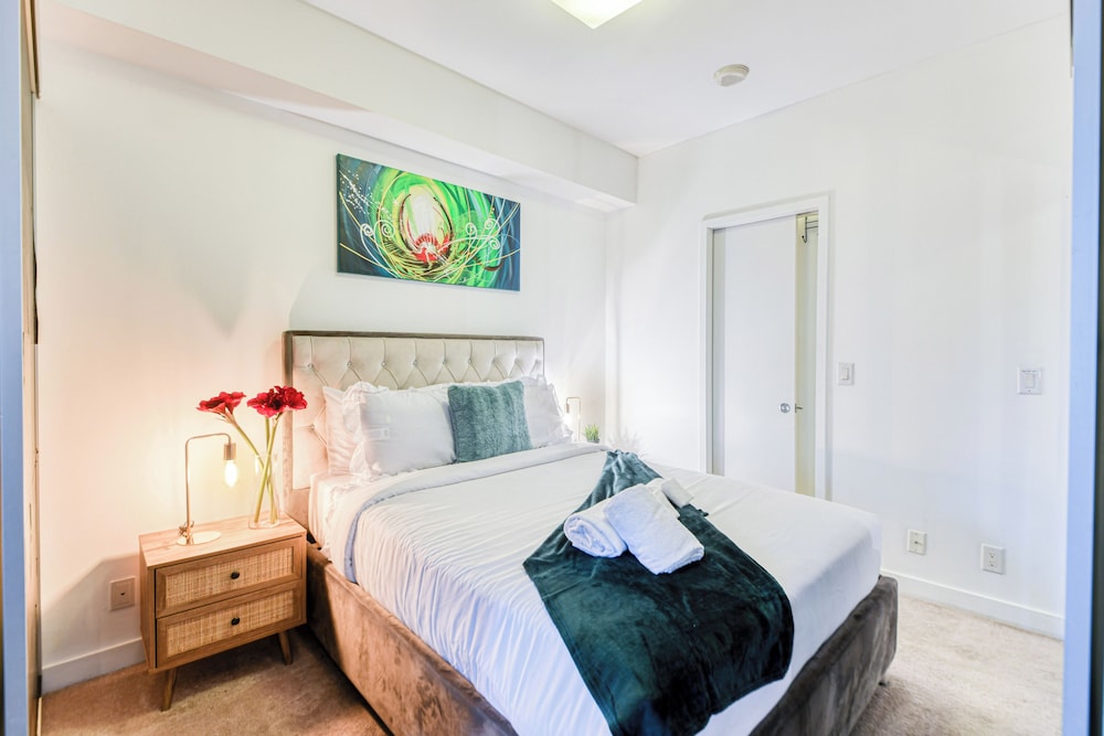 Premium Apartment thumbnail 5