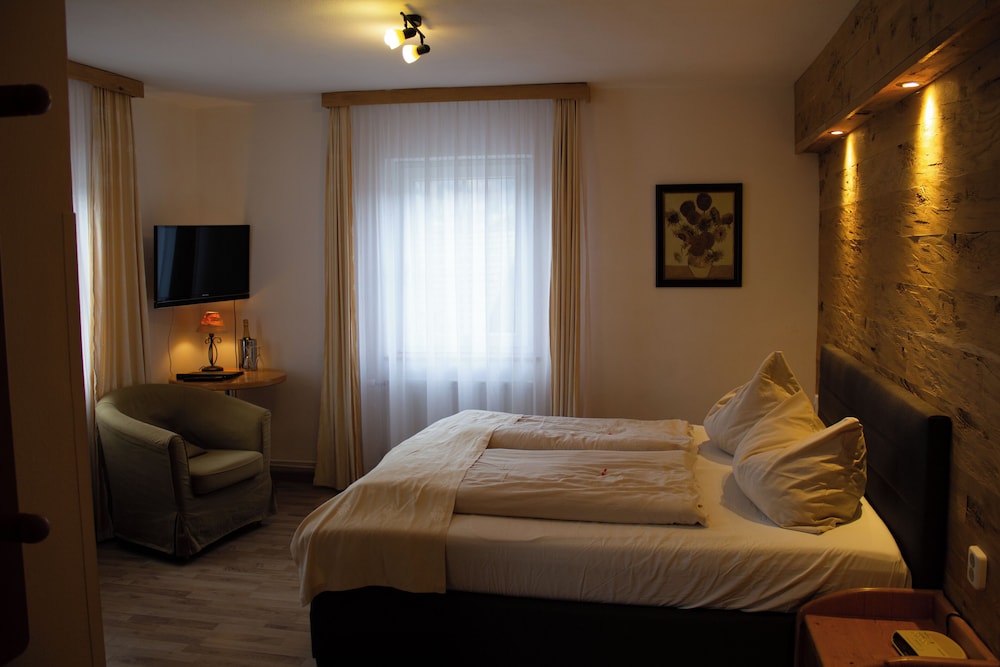 Comfort Double Room, Mountain View photo 1