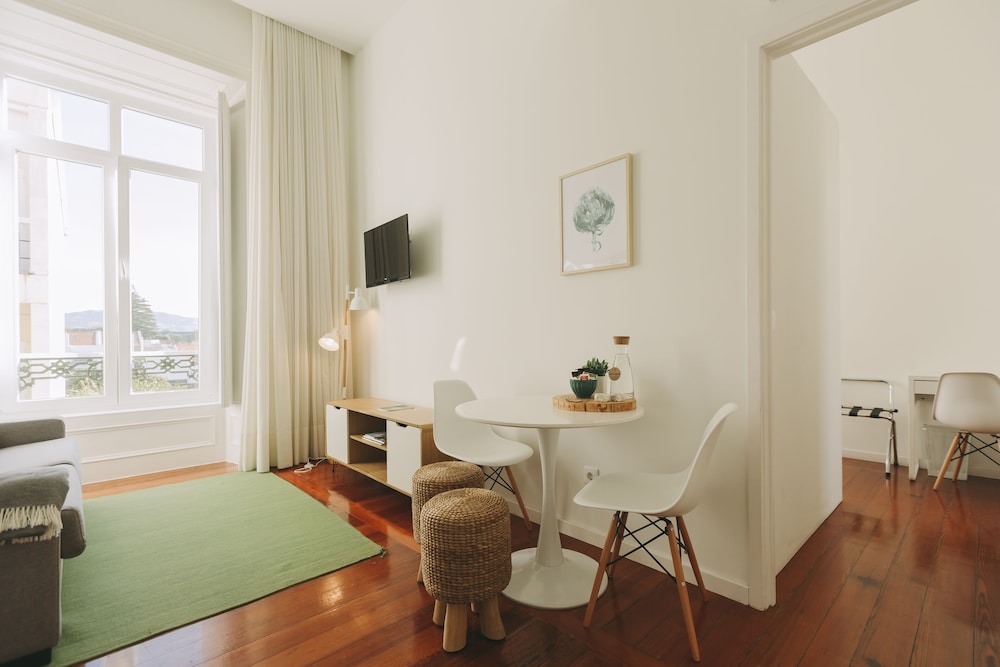 Suite, 1 Bedroom, Kitchenette photo 2