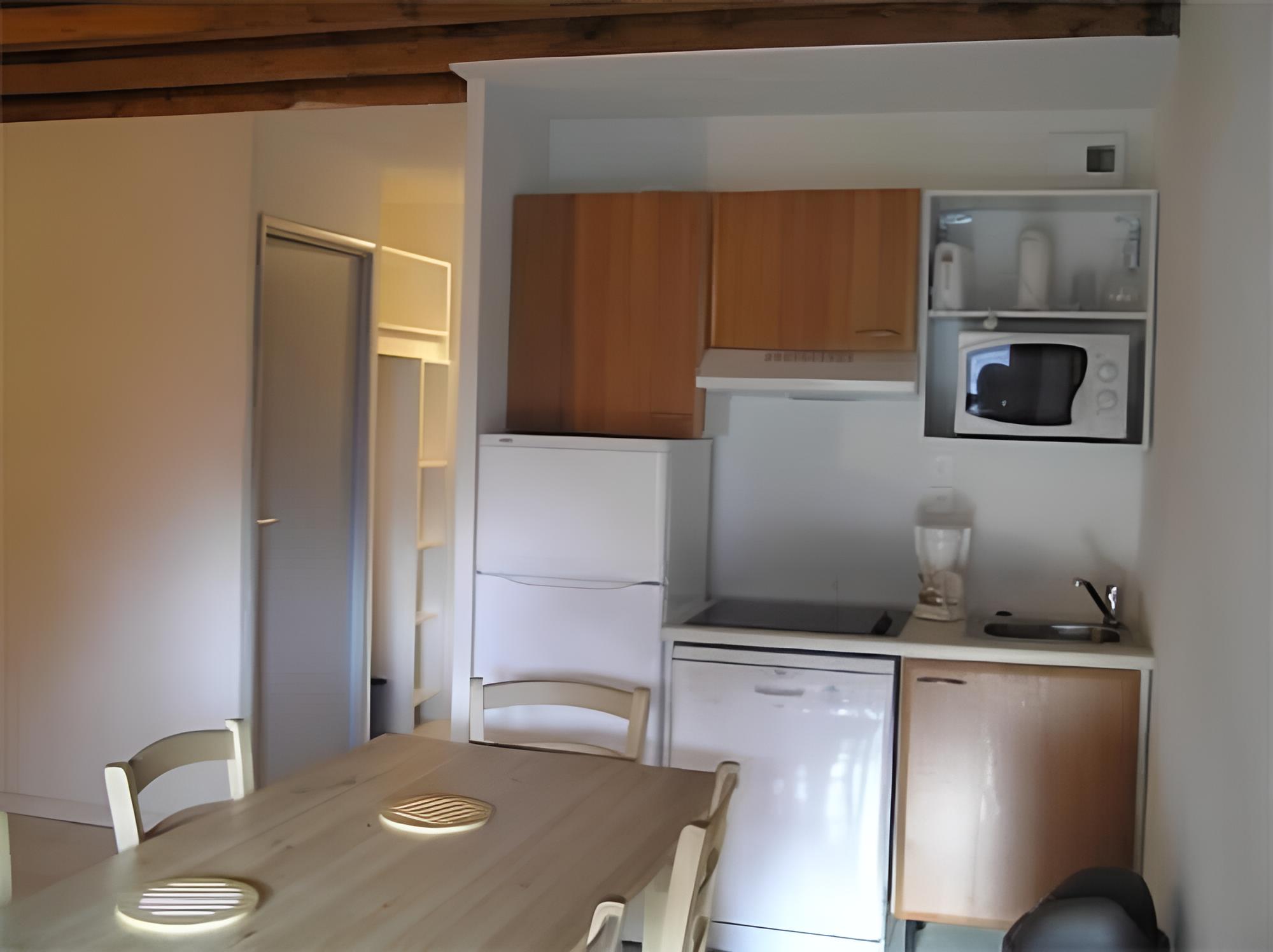 Duplex, 2 Bedrooms photo 2