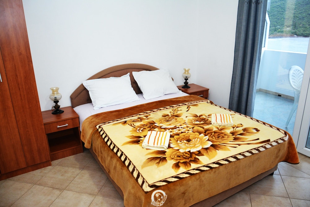 Apartment, 1 Bedroom, Sea View, Sea Facing photo 1