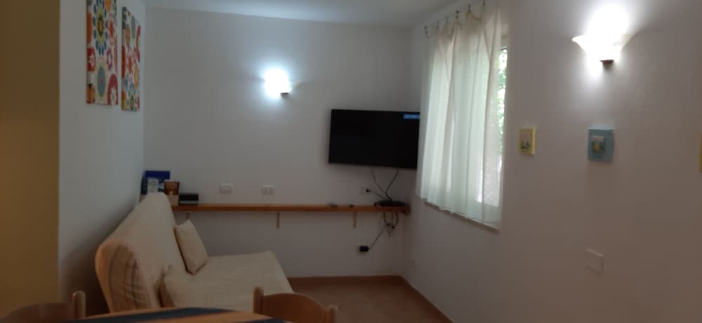 Villa, 2 Bedrooms, Accessible, Smoking photo 2