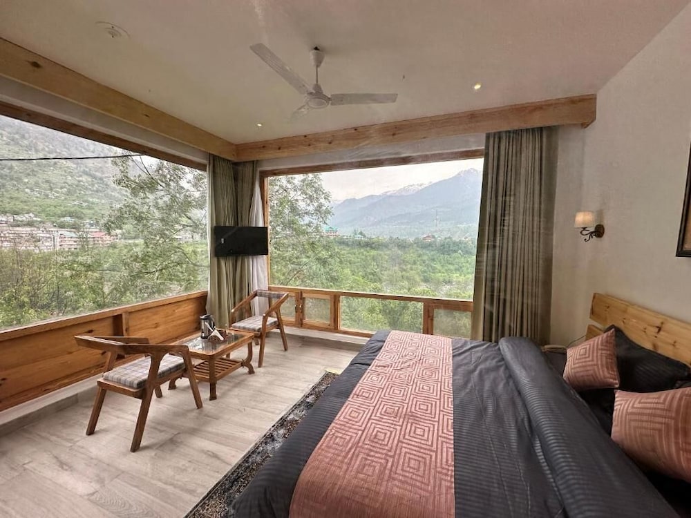 Deluxe Room, Mountain View photo 1