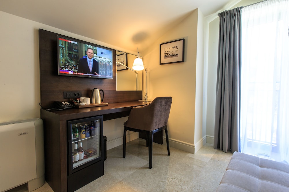 Standard Double Room, Mountain View - Photo 2