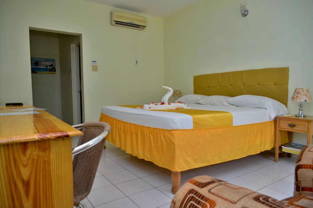 Standard Room, Garden View - Photo 8