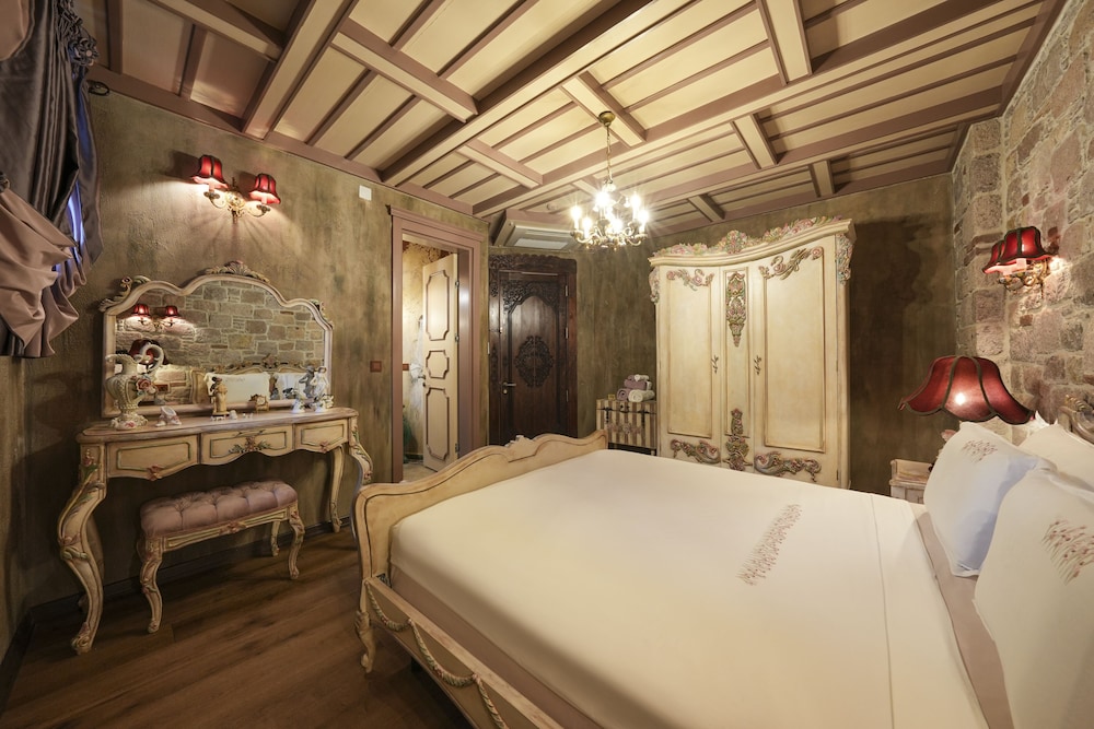 Superior Room - Photo 19