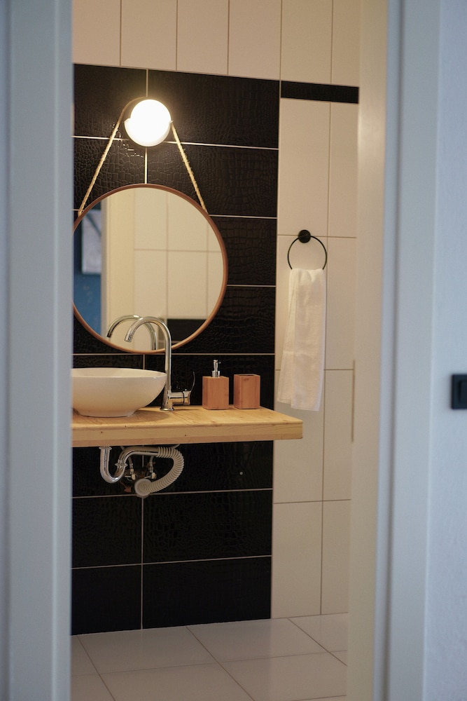 Deluxe Triple Room, 1 Bedroom, Non Smoking, Mountain View photo 2