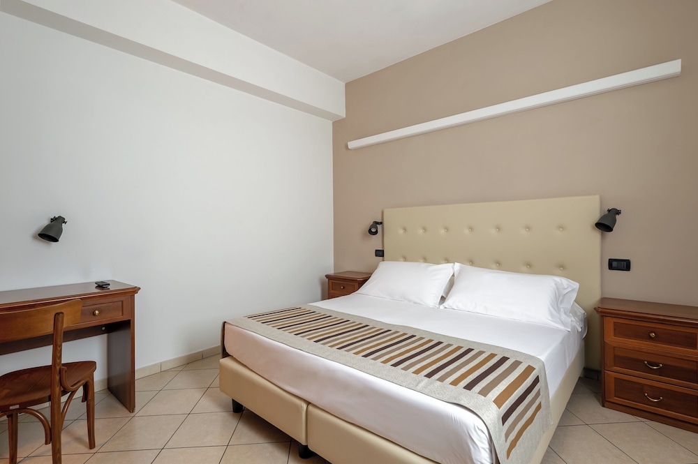 Standard Double or Twin Room, 1 Bedroom photo 1