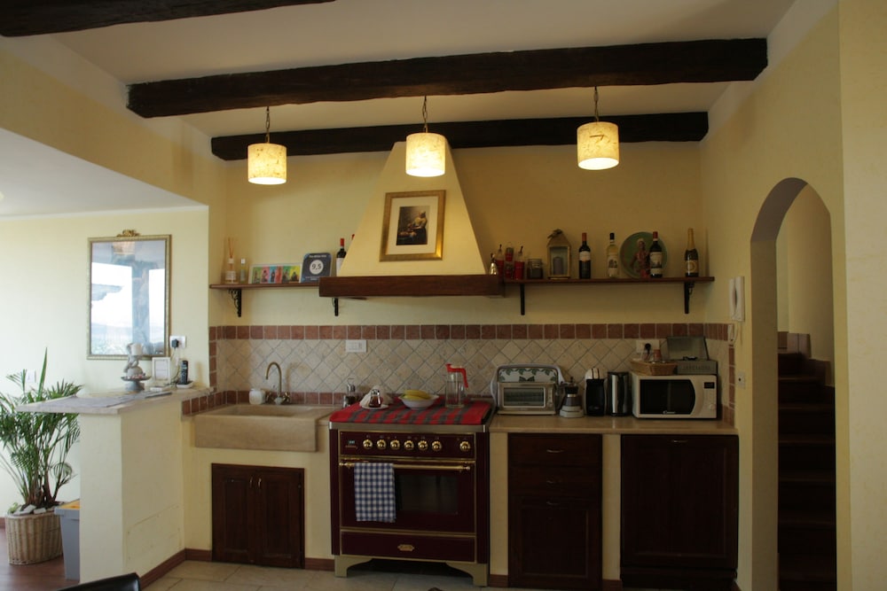 Quadruple Room, Non Smoking, City View photo 3