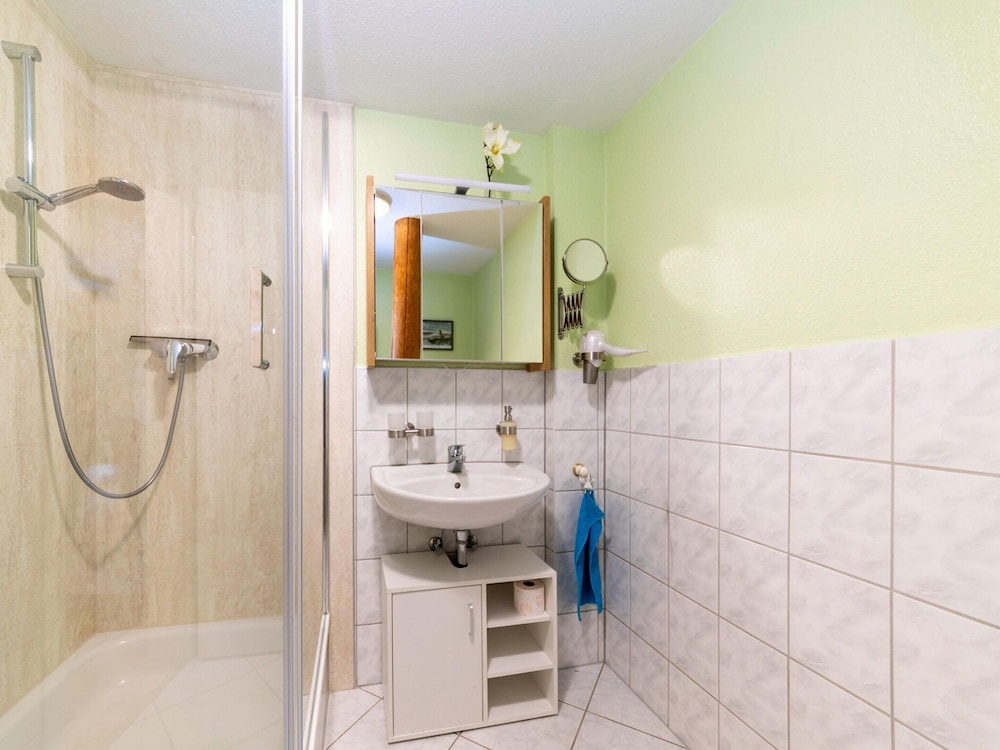 Classic Apartment, 2 Bedrooms photo 2