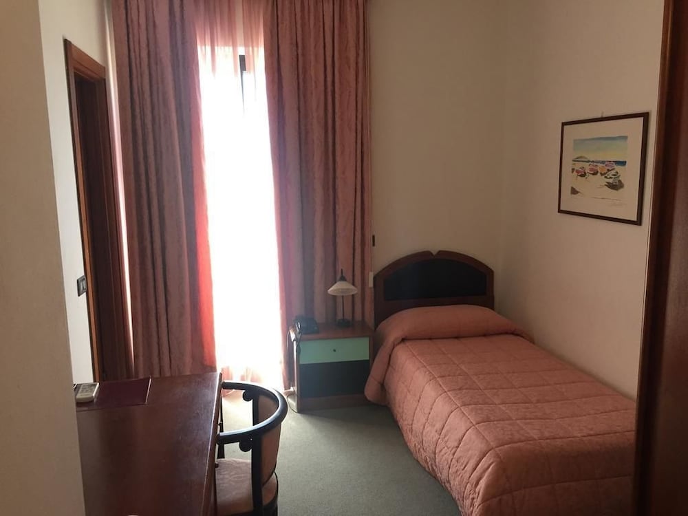 Single Room, 1 Twin Bed photo 1