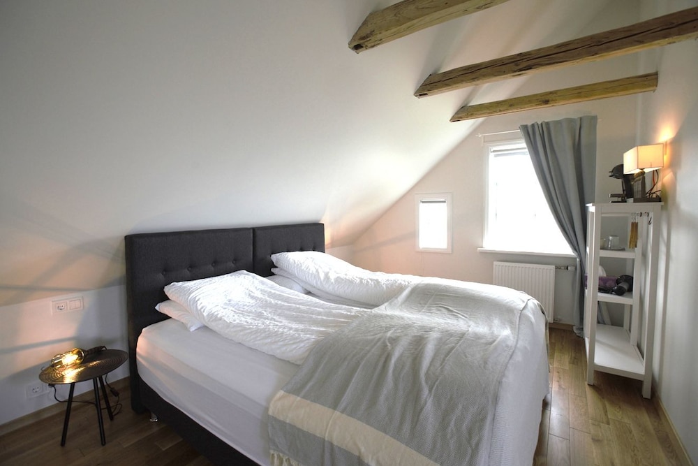Deluxe Suite, Private Bathroom, Sea View (Balcony) photo 1