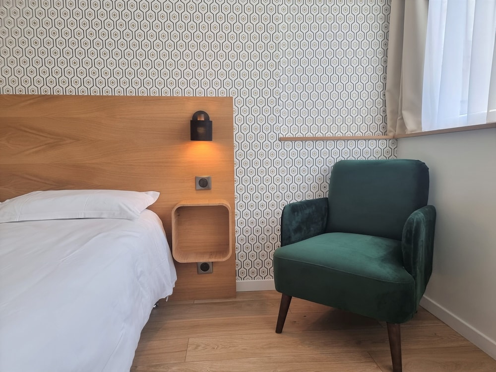 Double Room - Photo 1
