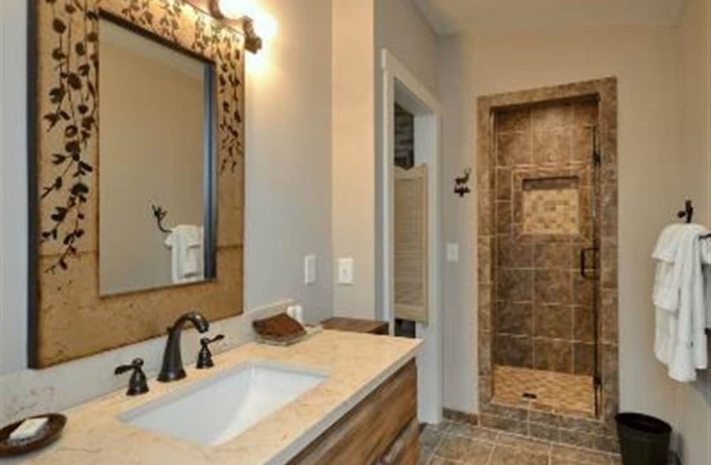 Standard Quadruple Room, Accessible, Ensuite (Room IIII)
