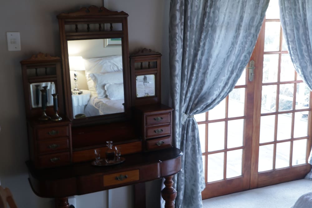 Room, Balcony photo 1