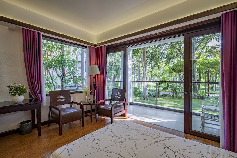 Deluxe Twin Room, Garden View photo 2