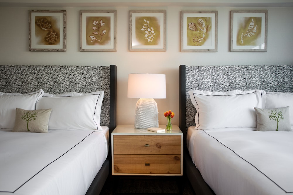 Club Room, 2 Queen Beds (Glover) - Photo 3